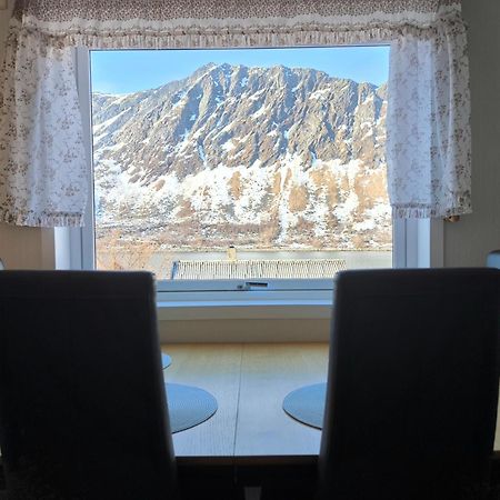 Hus Gryllefjord Villa Luaran gambar